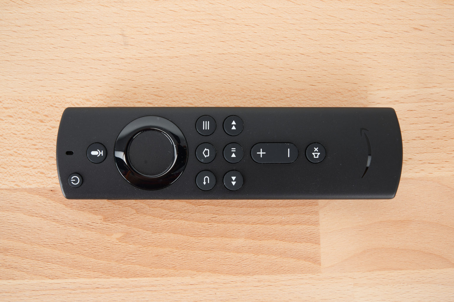 Fire Tv Cube Fernbedienung Blinkt Orange Amazon Fire TV Cube im Test: Lohnt das Upgrade für Hands-free Alexa