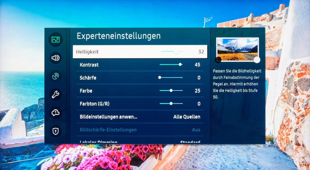 Samsung Q950T im Test: Mit 8K besser als der Q90T? - HIFI.DE