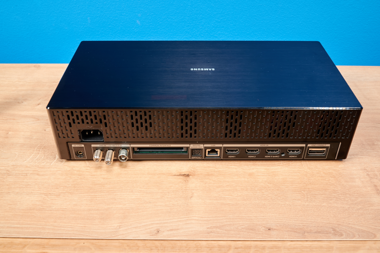 Samsung Q950T im Test: Mit 8K besser als der Q90T? - HIFI.DE