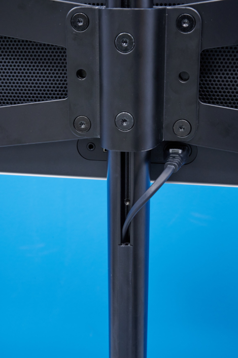 Braun LE02 Kabelführung/Aux-Eingang