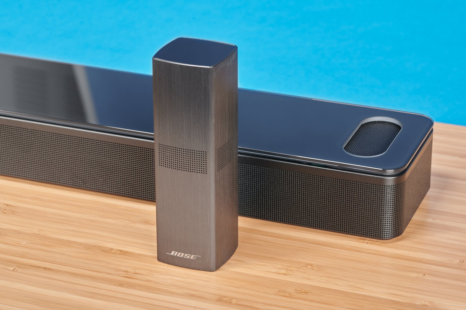 Bose Surround Speaker Mit Soundbar 700 Verbinden Bose Smart Soundbar 700 im Test: Wie klingt die Bose-Bar? - HIFI.DE