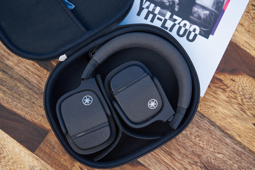 Test Yamaha YH-L700A: Edler Bluetooth-Kopfhörer mit Raumklang - HIFI.DE