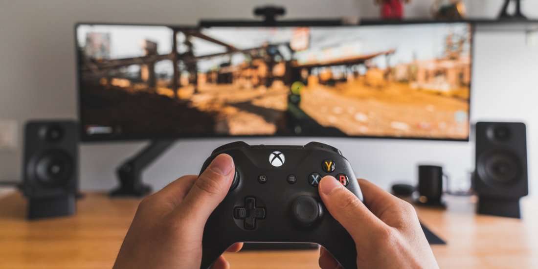 Werbung in Free-to-Play-Spielen könnte auch auf PlayStation- und Xbox-Konsolen bald zum Alltag gehören.