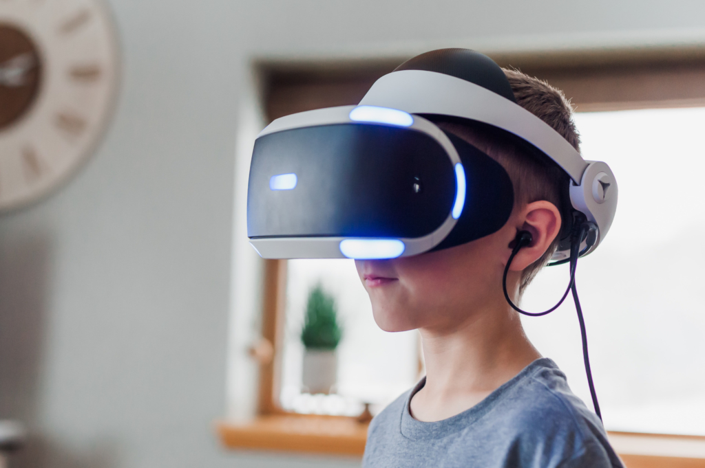 Die erste PlayStation VR zählt zu den erfolgreicheren VR-Headsets. Hat auch Amazon in diesem Segment eine Chance? 
