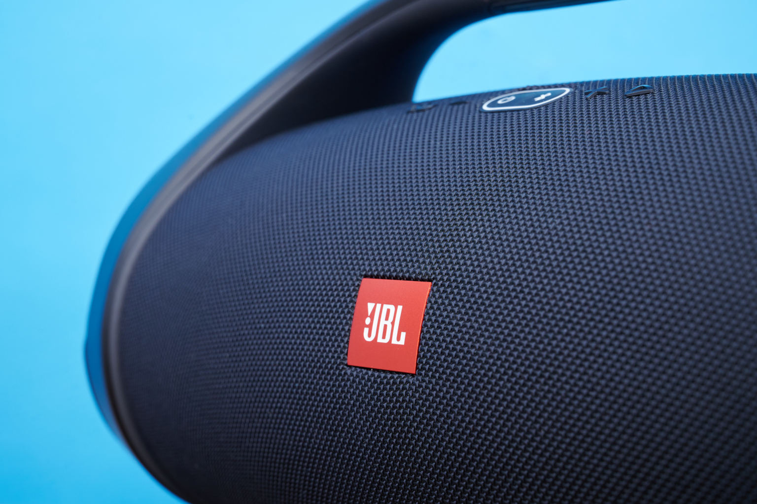 JBL Boombox 2 im Test: Bluetooth-Speaker mit Party-Ambitionen - HIFI.DE