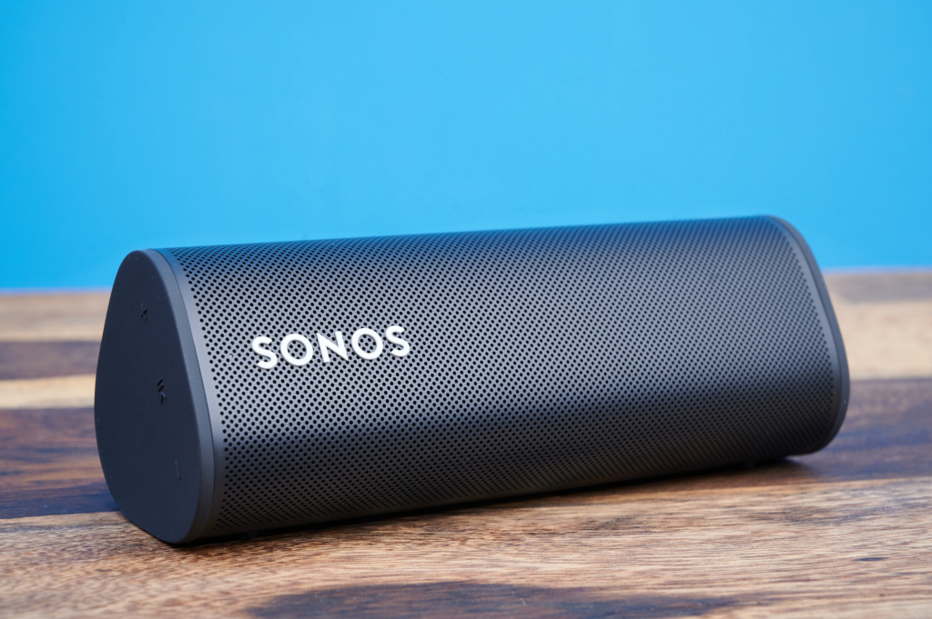 Der kleinste Lautsprecher der Sonos Produktpalette seitlich