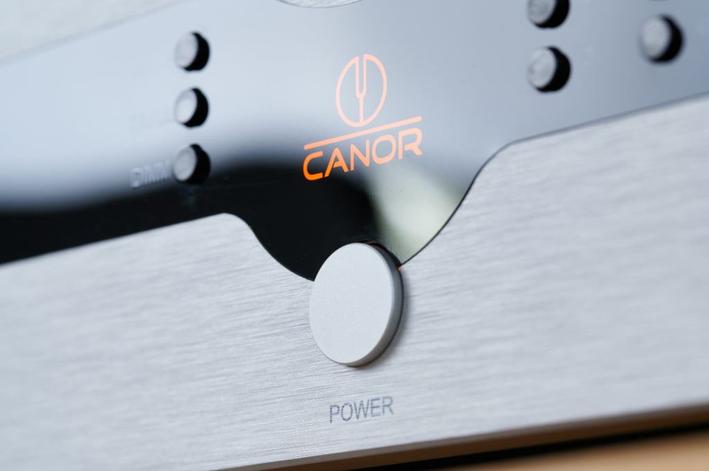 Canor AI 1.10 – Power-Taste