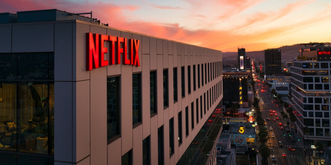 Günstiges Netflix-Abo mit Werbung wird kommen