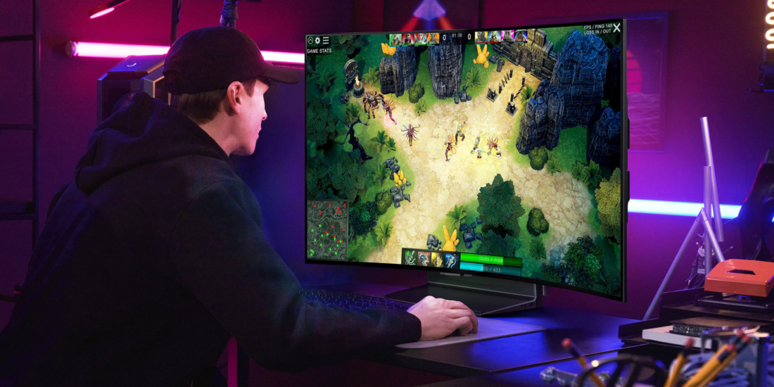 LG stellt mit dem OLED Flex einen Curved-TV für Gamer vor.