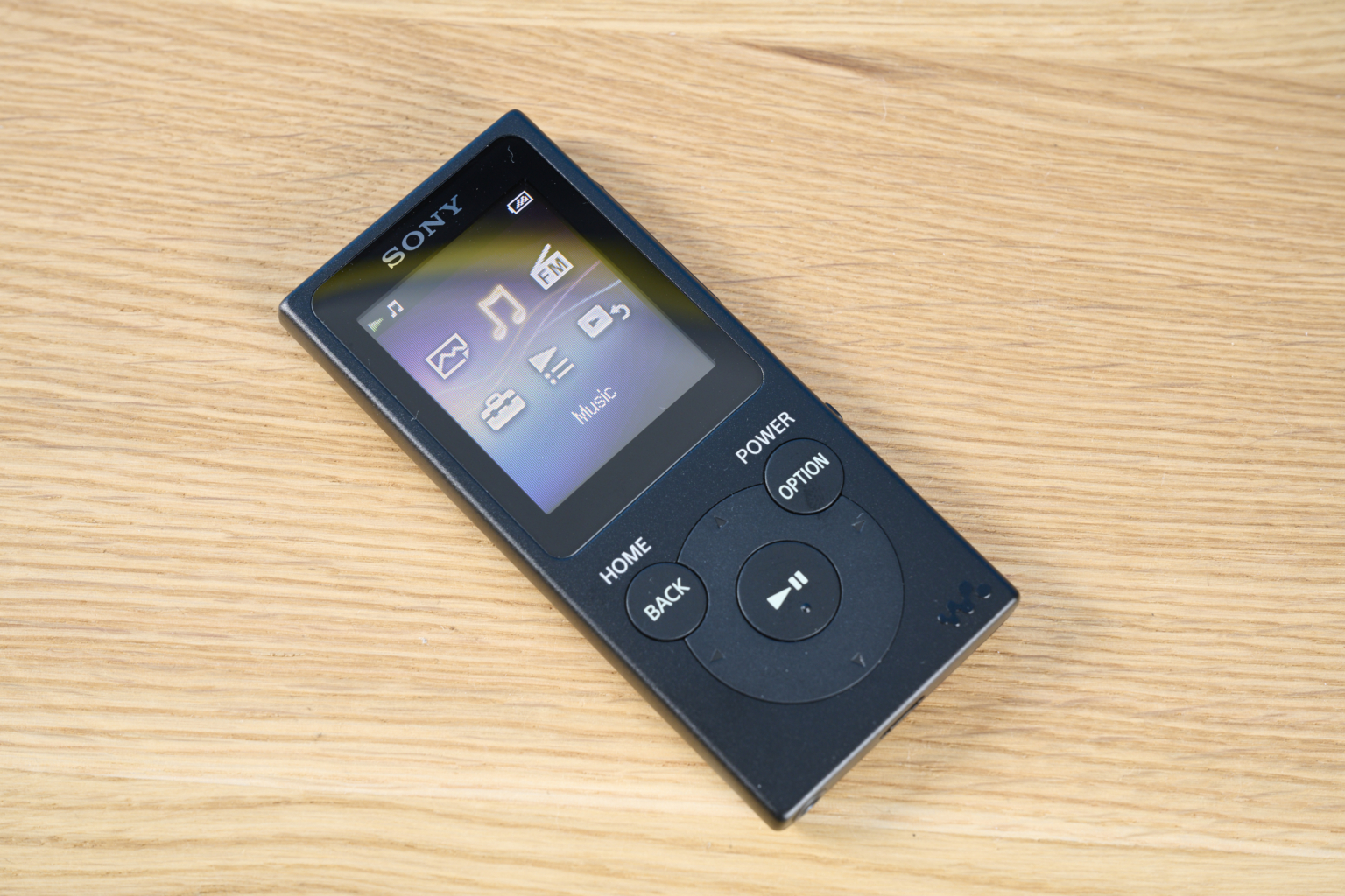 Sony NWE394 im Test MP3Player ohne Spielereien HIFI.DE