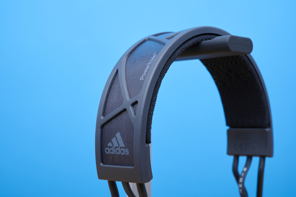 Adidas RPT-02 SOL Buegel im Detail