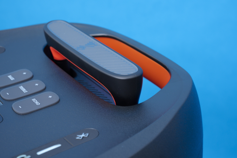 JBL Partybox 310 im Test: die Überall-Partymaschine? - HIFI.DE