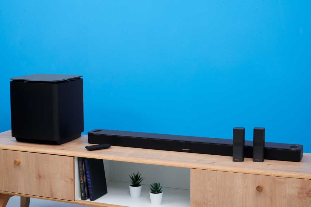 Bose Smart Soundbar 900 Surround komplett