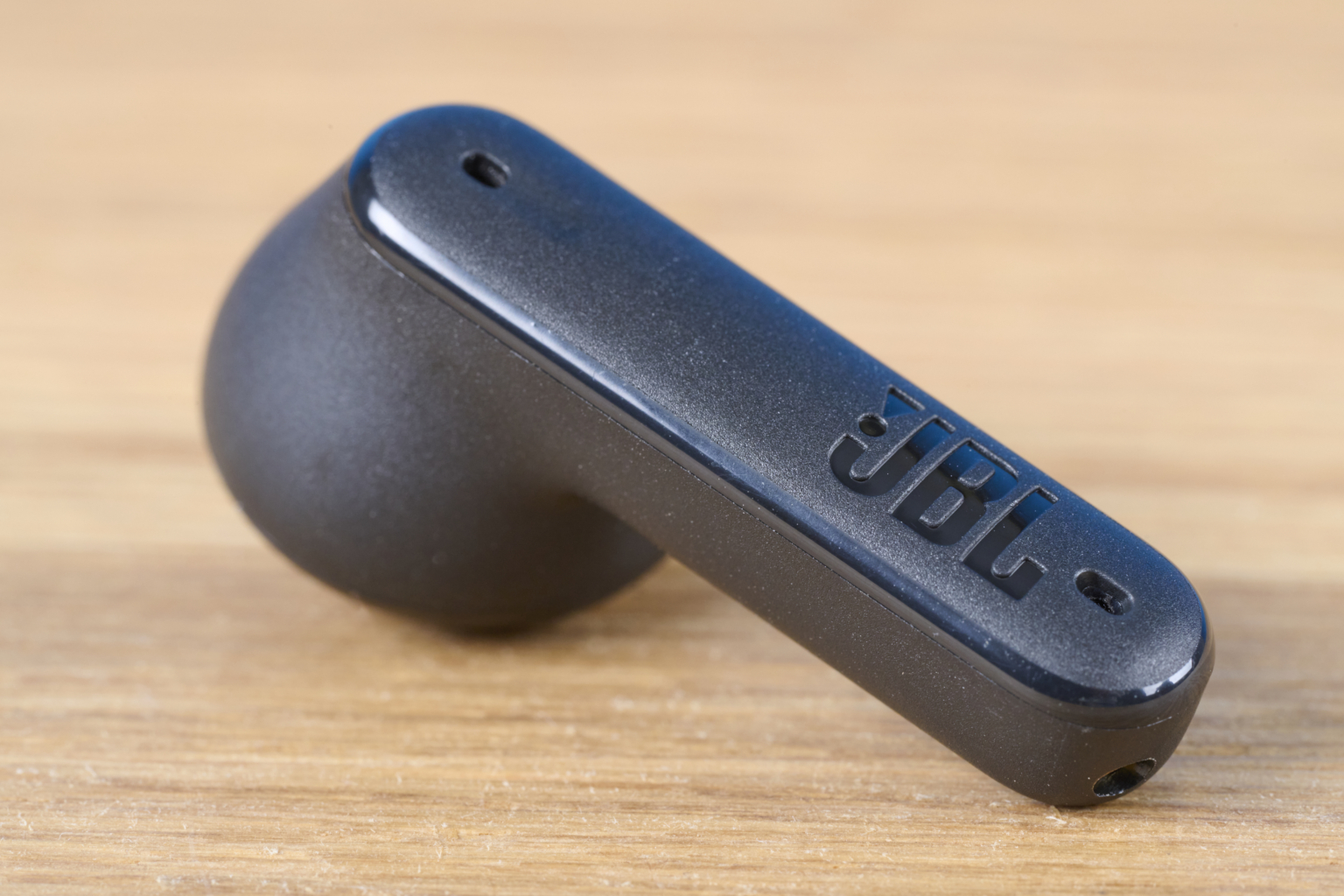 JBL Tune Flex im Test: Flexible In-Ears mit ANC - HIFI.DE