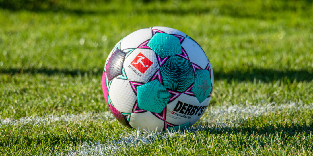 Englische Woche in der Bundesliga: Wo werden die Spiele übertragen?