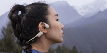 Shokz hat die neuen Knochenschall-Kopfhörer OpenRun Pro Mini vorgestellt.