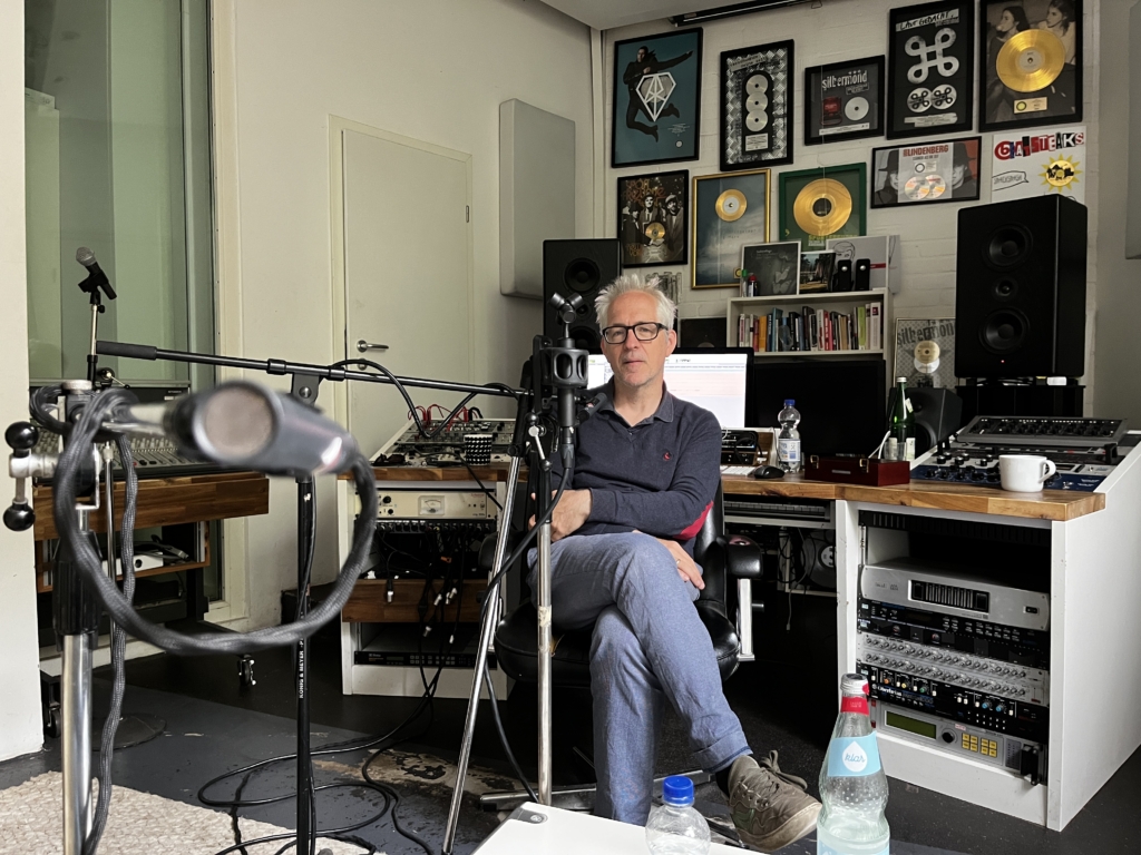 Kai Blankenberg in seinem Studio / kHz & Bitgeflüster Folge #37