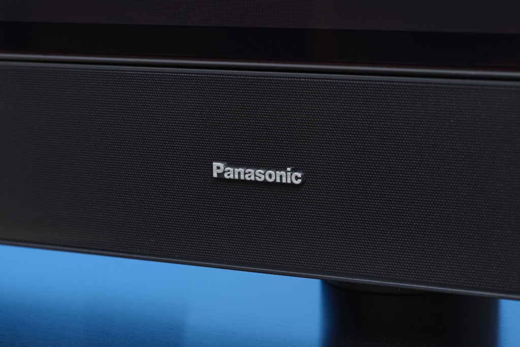 Panasonic MZW2400 Logo auf Soundleiste