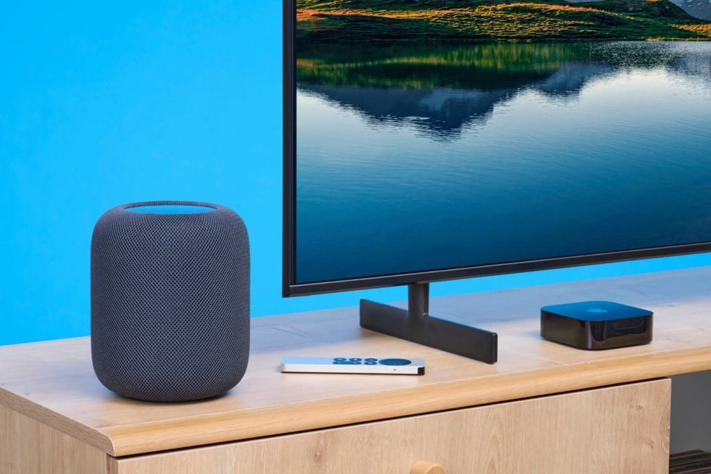 Apple HomePods als Soundbar neben Fernseher