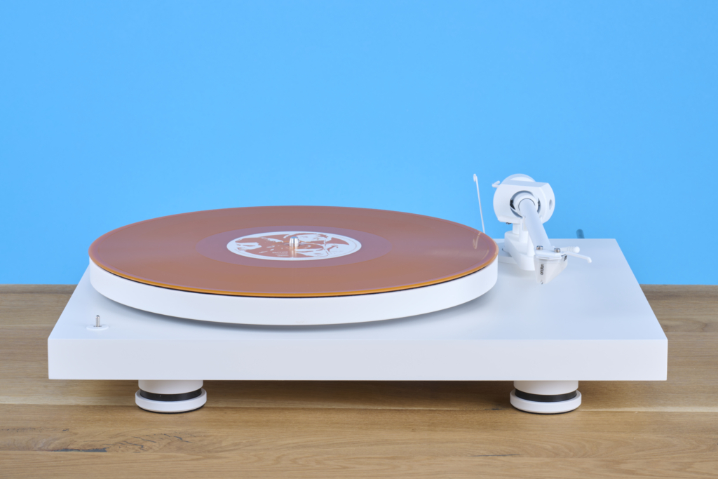 Pro-Ject Debut Pro frontal