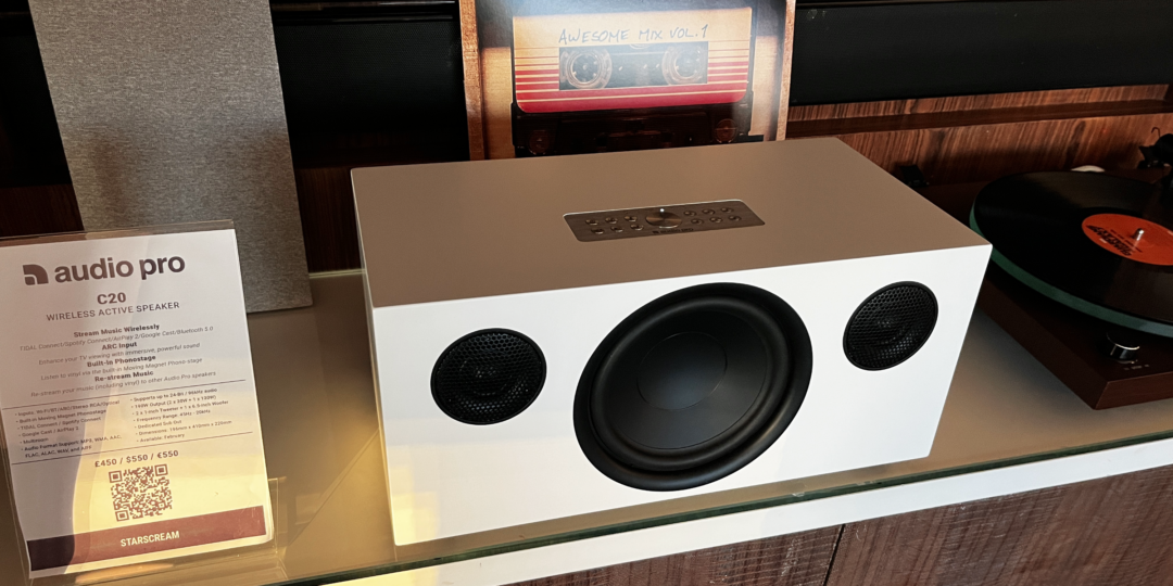 Roberts Stream 67 All-in-One Lautsprecher - DAB+ Internetradio CD Player Silbergrau