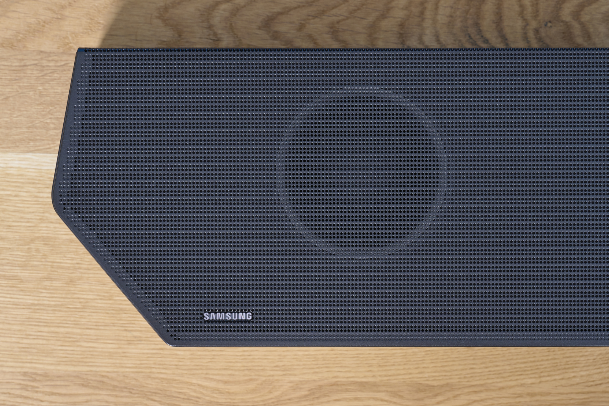 Samsung HW-Q995GD im Test – mit KI und neuen Features wieder an die ...