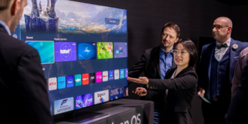 Samsung mischt bei seinen neuen OLED-TVs offenbar die Panels bunt durcheinander.
