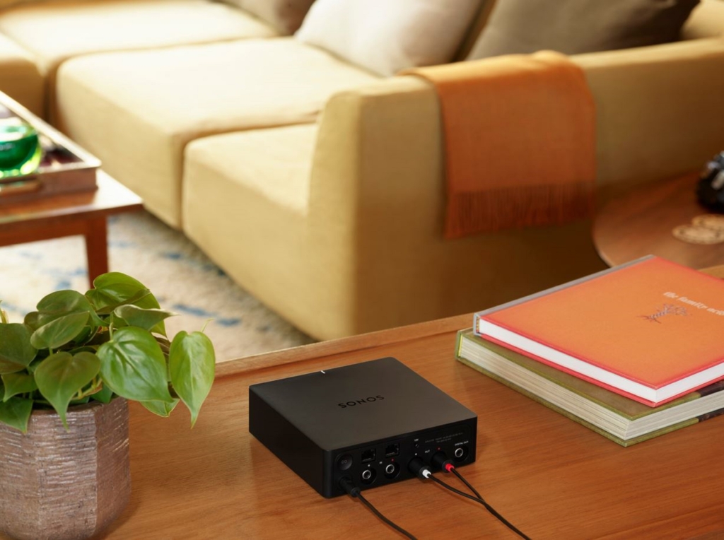 Sonos Port auf dem Beistelltisch