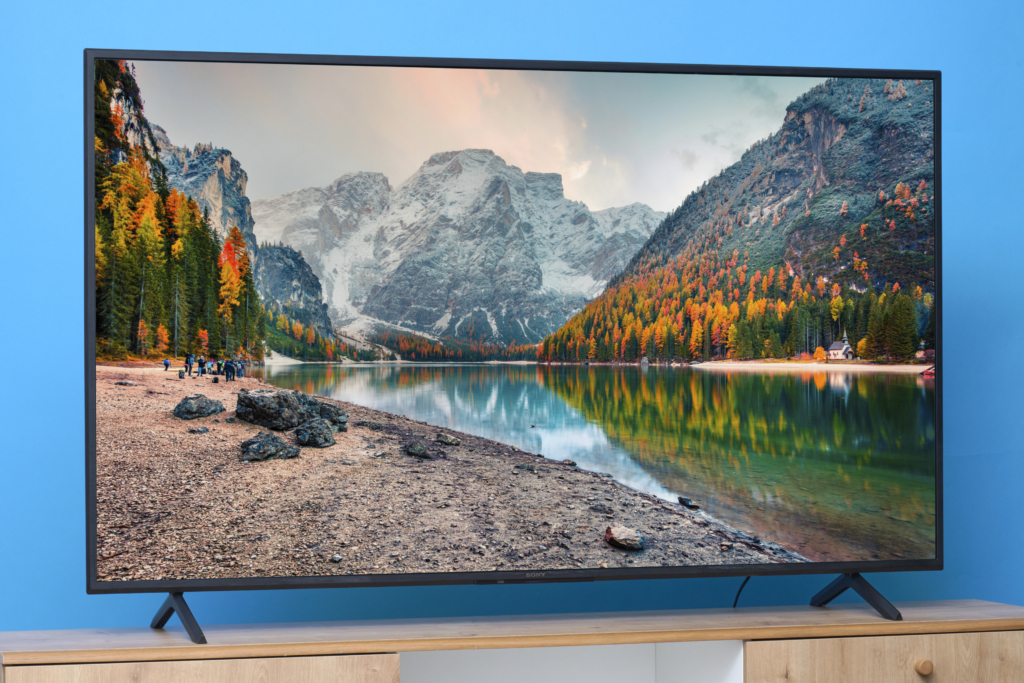 Sony X75WL mit äußeren Standfüßen