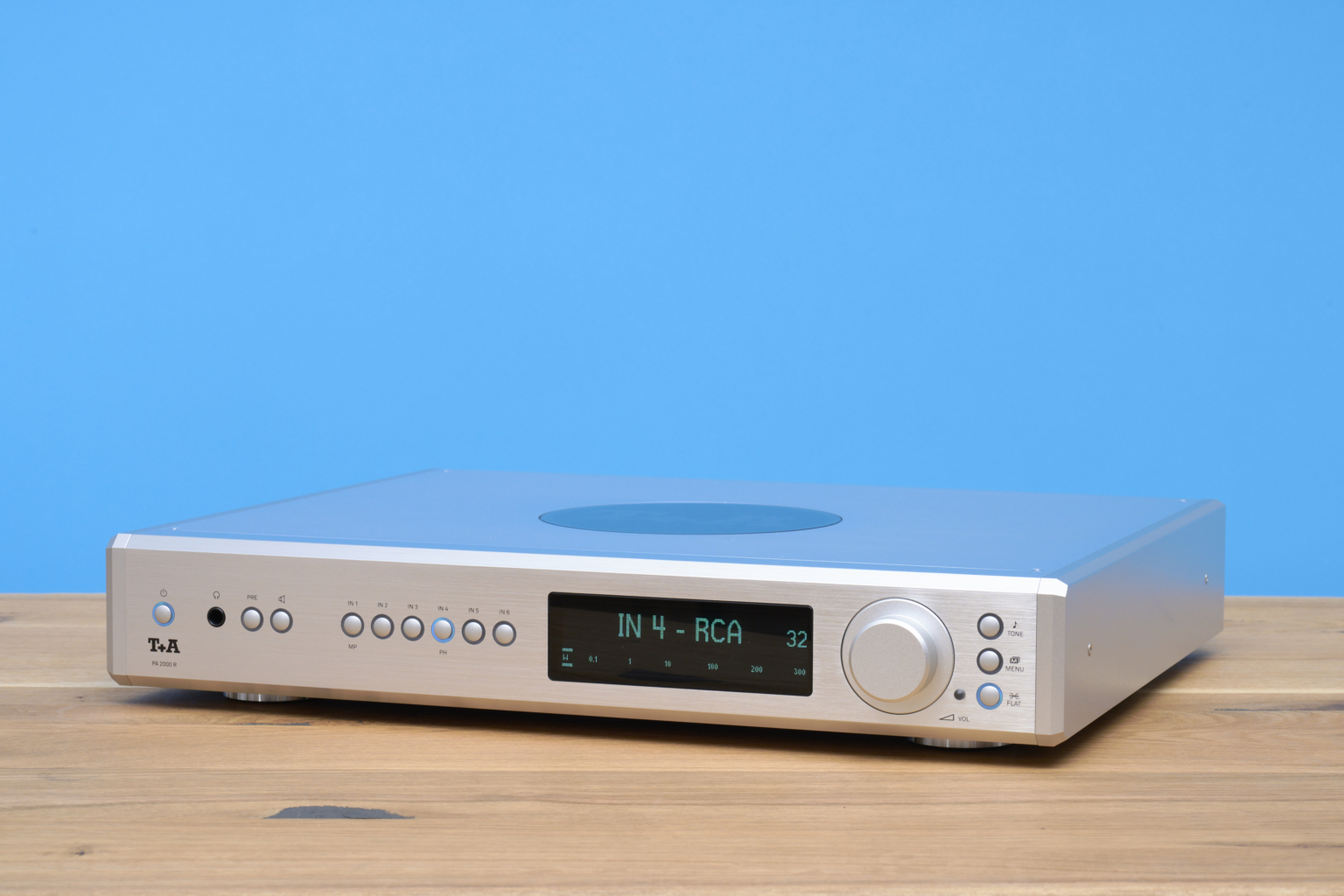 T+A PA 2000 R im Test: Vollverstärker für Fortgeschrittene - HIFI.DE