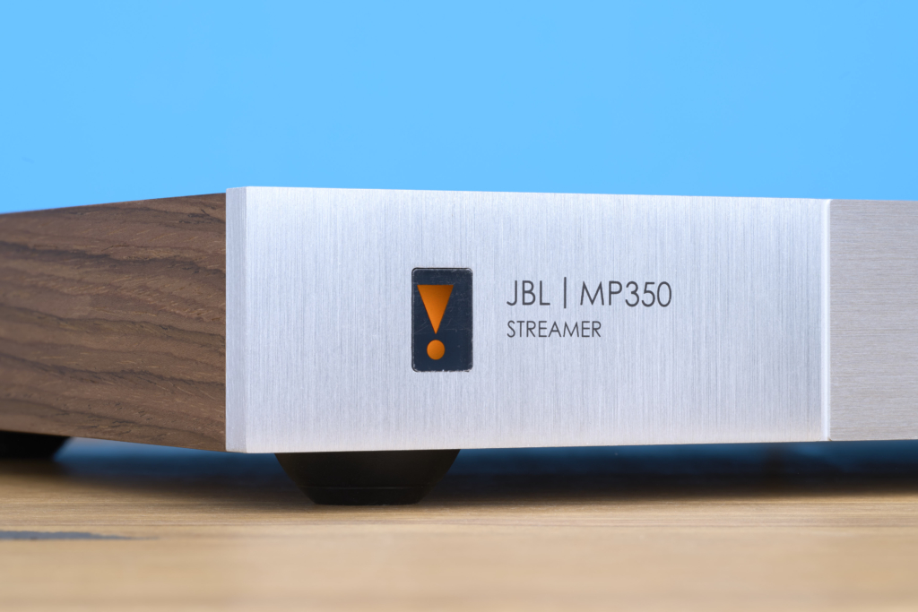 JBL MP350 Classic Logo schräg