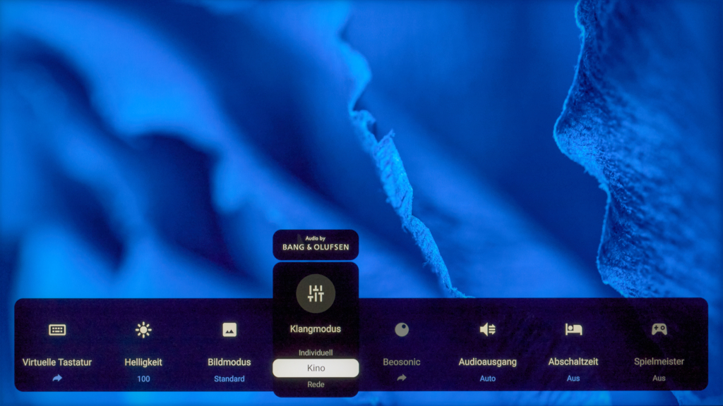 Auswahl Klangmodus TCL C8K