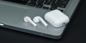 Airods auf Macbook