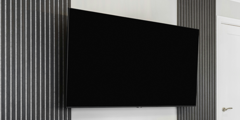 Fernseher An Die Wand Hängen Ohne Bohren Die besten Fernseher für die Wandmontage – diese TVs eignen sich