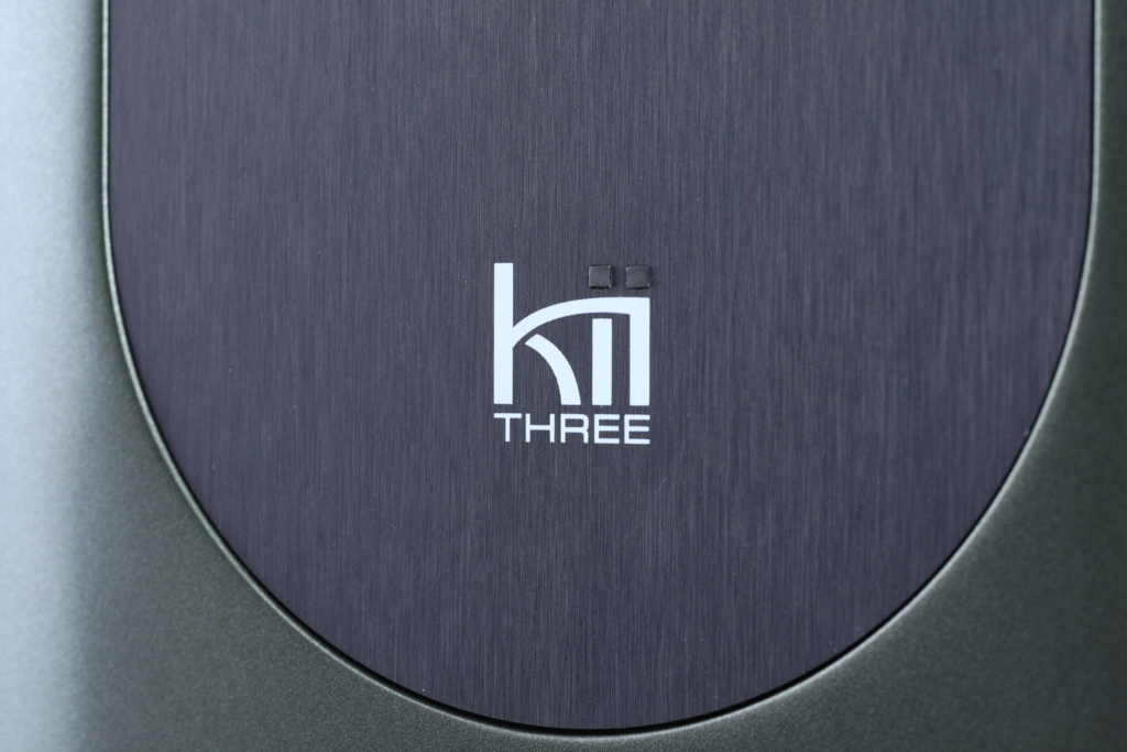 Kii Three BXT Logo