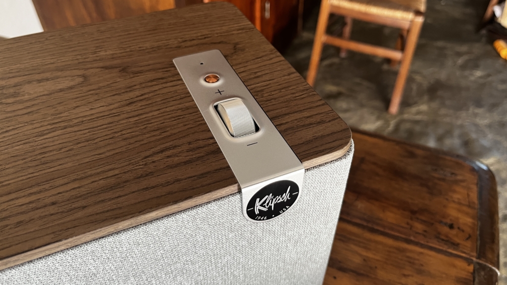 Klipsch The Three Plus Multifunktionstaste