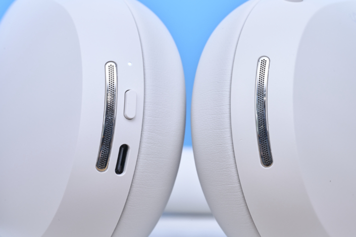 Sonos Ace vs. Bose QuietComfort Ultra Headphones – Bedienung