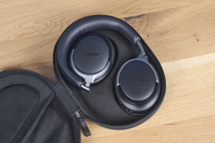 Sonos Ace vs. Bose QuietComfort Ultra Headphones – Design