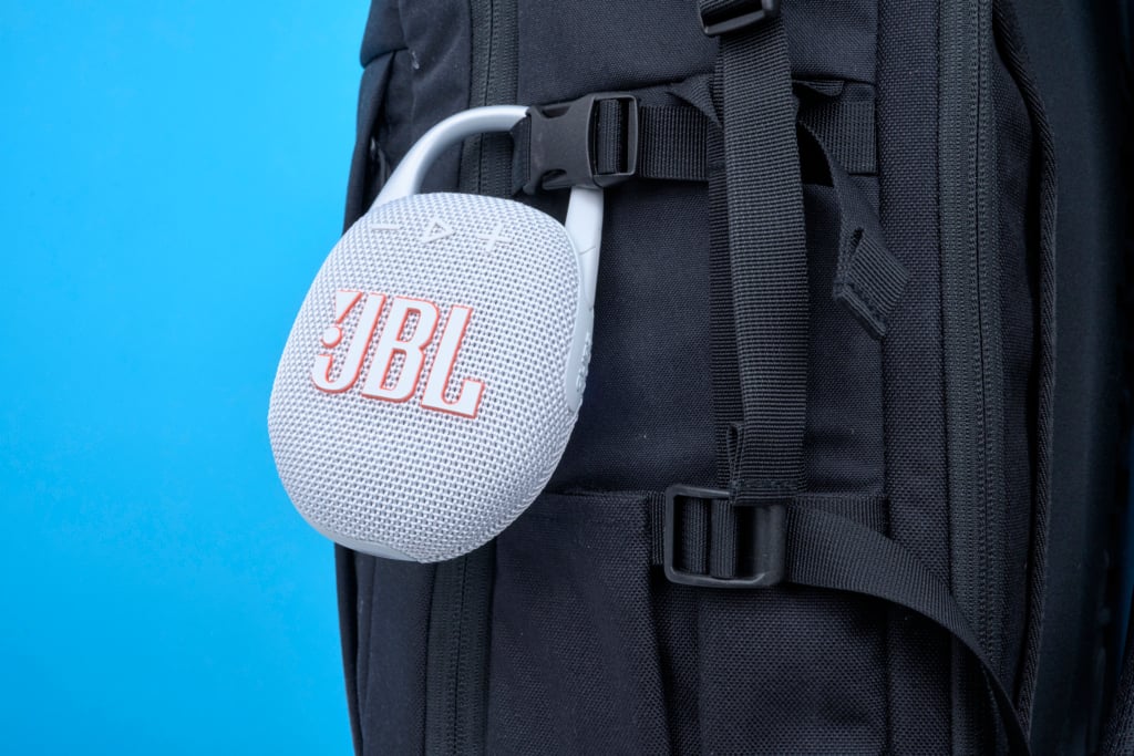 JBL Clip 5 Test | Clip 5 am Rucksack