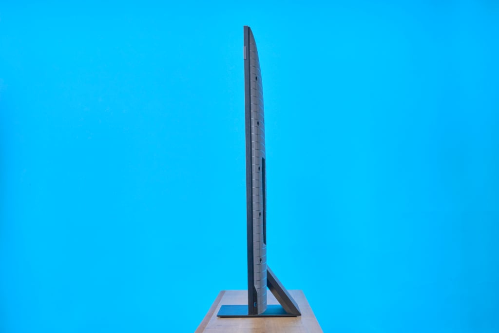 TCL C855 im Profil