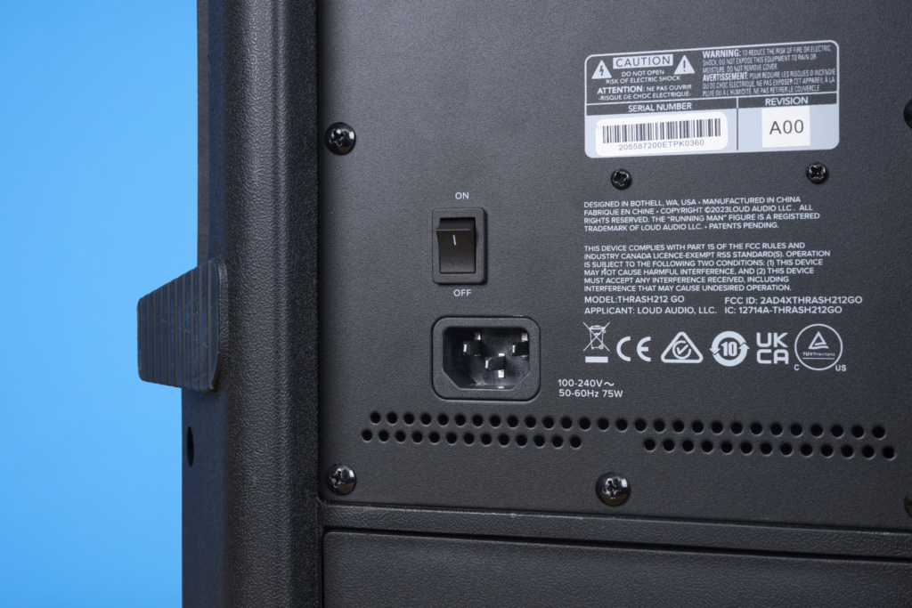 Mackie Thras212 Go im Test Akku und Stromversorgung