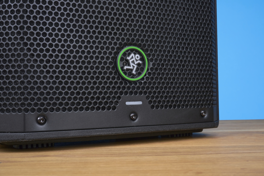 Mackie Thrash212 Go im Test Mackie-Logo