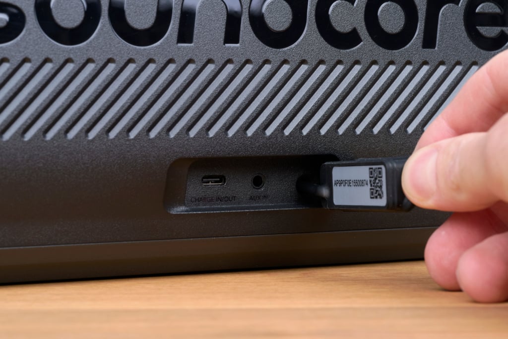 Soundcore Boom 2 Plus Test | Anschlüsse