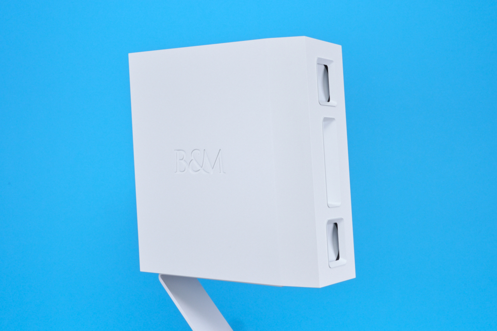 Backes & Müller Jubilé IO Seitenansicht mit Logo