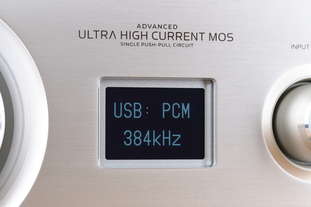 Denon PMA-3000NE Display PCM 384 kHz
