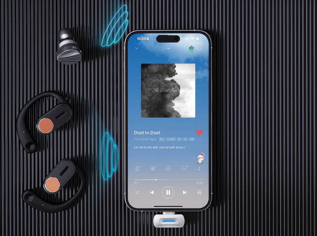 Der FiiO BT11 wird einfach per USB-C angesteckt. 