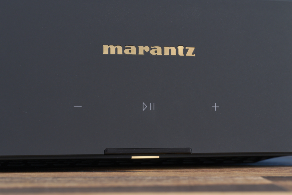 Marantz Model M1 – Bedienung vorne