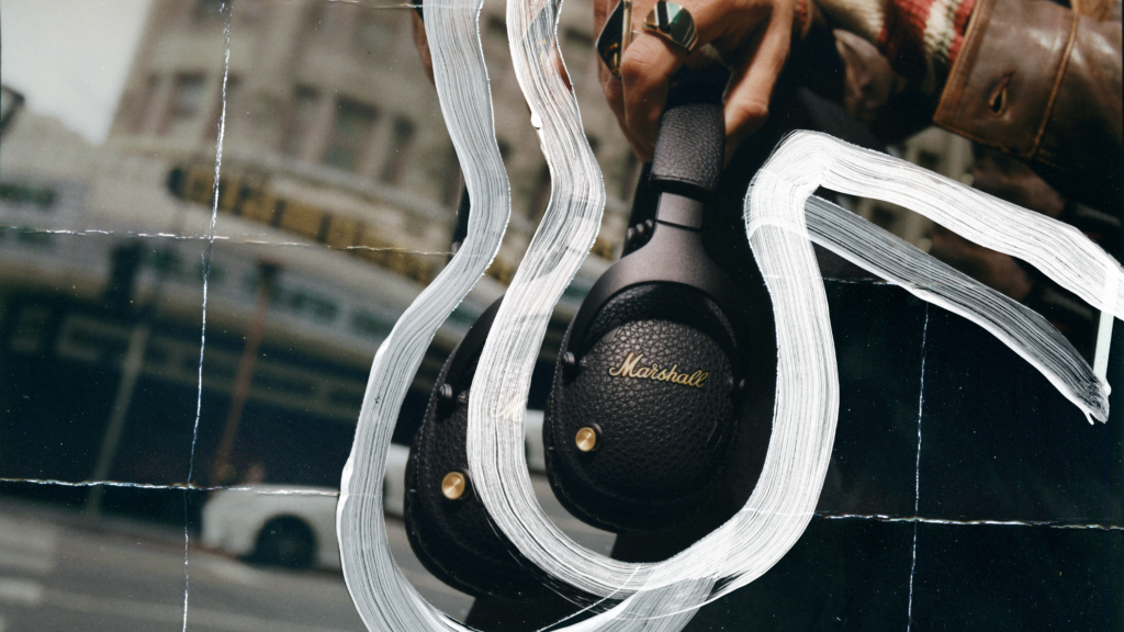 marshall-monitor-iii-anc-produktbild-lifestyle-1