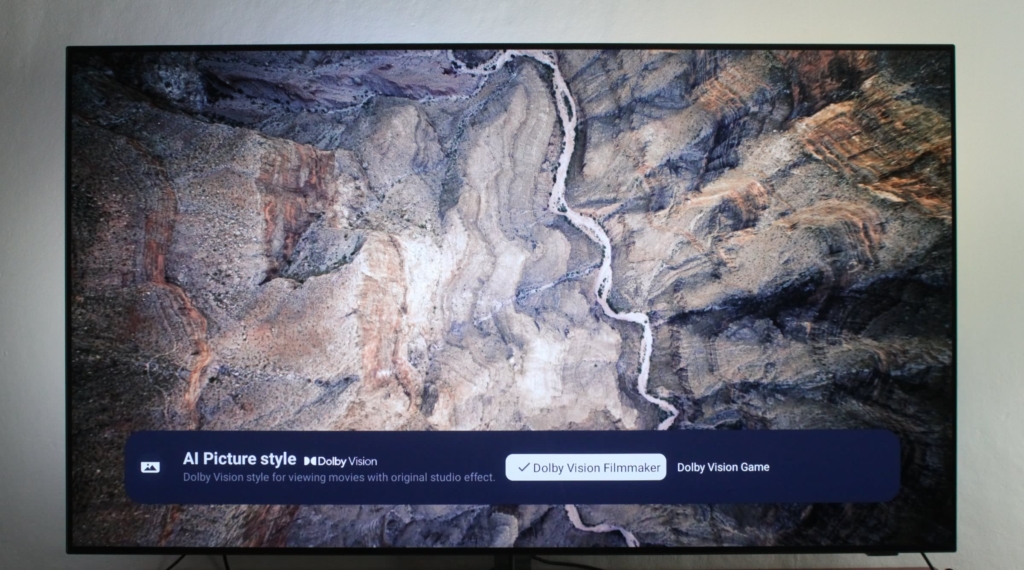 Die OLED-TVs des Jahres 2024 von Philips beherrschen den Filmmaker Mode mit Dolby Vision.
