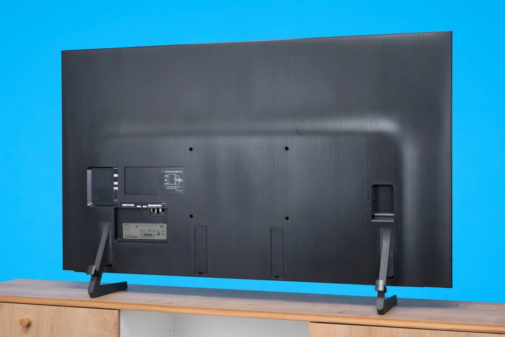 Rpckseite Samsung S85D Schrägansicht